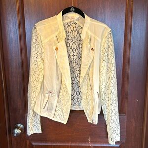 White Lace Women’s Jacket